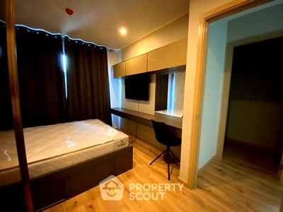 Condos for sale Charan Sanit Wong Road : 2-BR Condo at Brix Condominium Charansanitwong 64 near MRT Sirindhorn (ID 2210429)