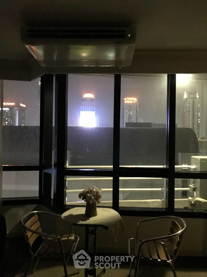 picture 1-BR Condo at President Place near BTS Chit Lom (ID 479732) - 10/13