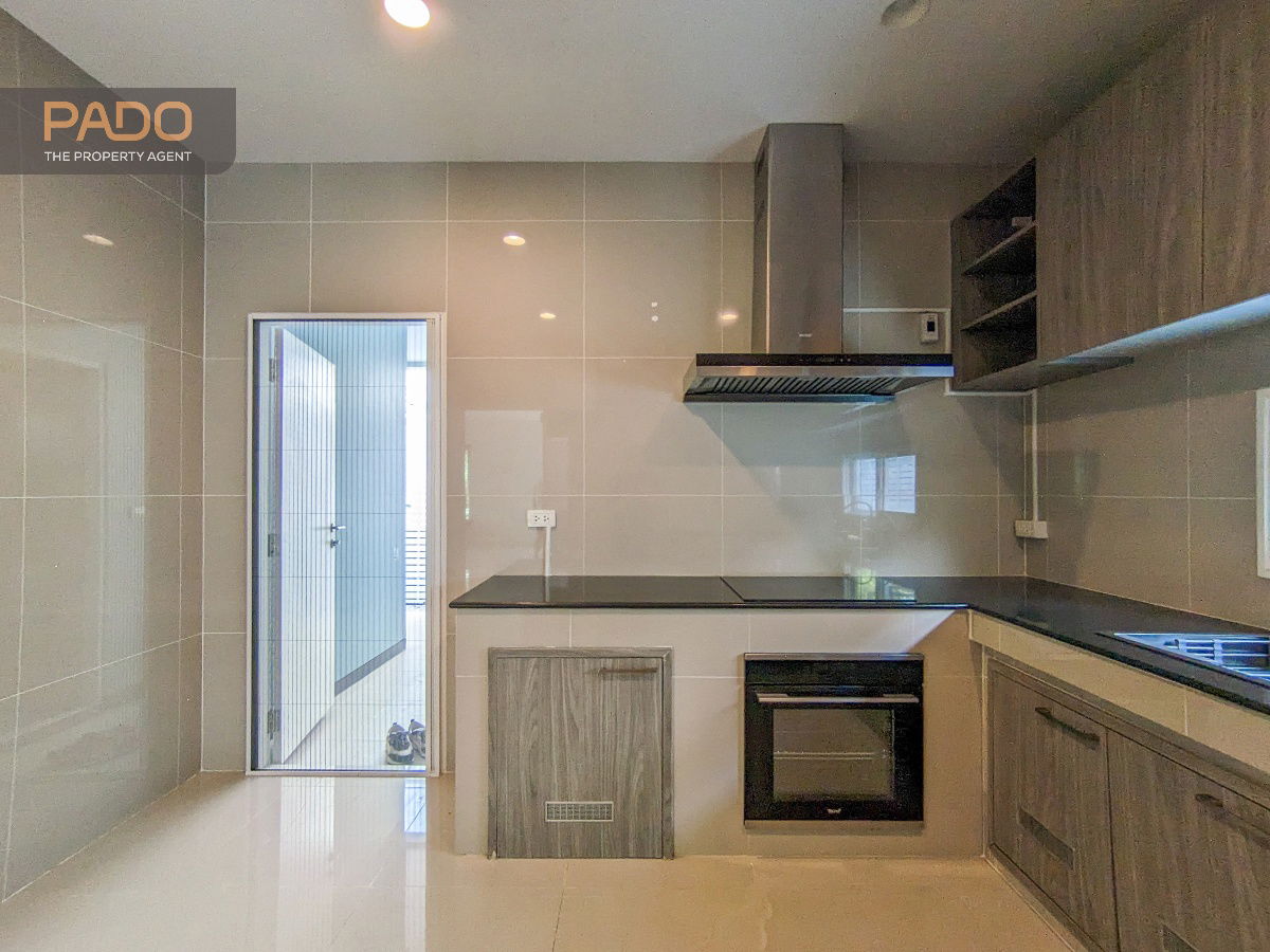 รูป ขายบ้านเดี่ยว หลังมุม สวนสวย บุราสิริ ปัญญาอินทรา - คลองสามวา 12 ล้านบาท 4 นอน 4 น้ำ - รูปที่ 15/28