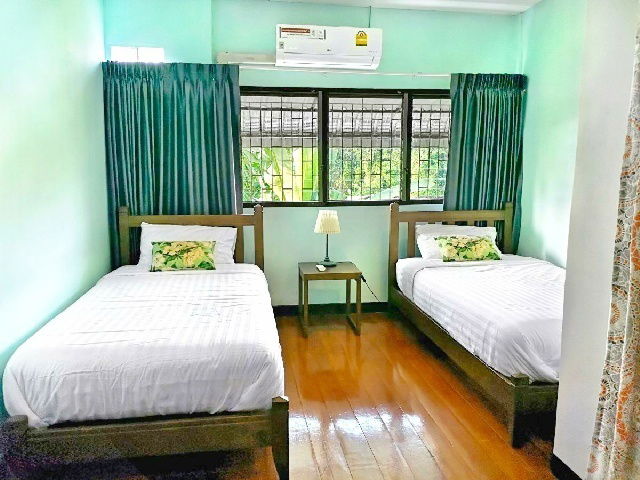 รูป ไอคอนสยาม 980ม.BTSกรุงธนบุรี 220ม. ให้เช่าทาวเฮ้าส์ 2 ชั้น 30 ตร.วา.240 ตร.ม.ตกแต่งครบ นานาชาติโชรส์เบอรี่ 800 ม.2 นอน 1 น้ำ เงียบสงบ - รูปที่ 5/8