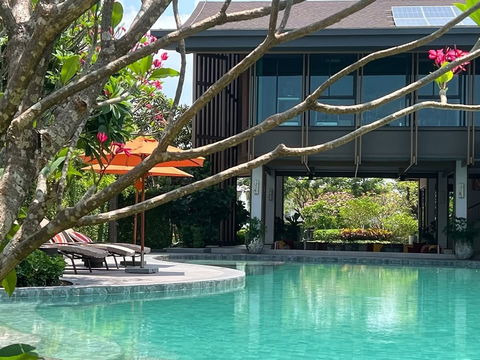 Burasiri Krungthep Kreetha | Sri Kreetha Station