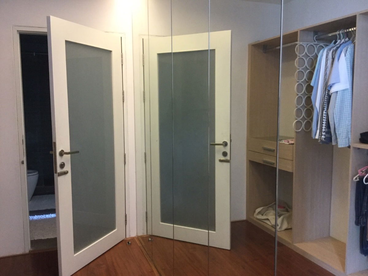 picture Condo for rent in Soi Aree and Central Ladrao vicinity - 8/10