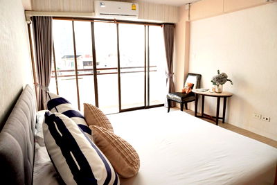 Condos for sale Siam Discovery :  Condo location near BTS Phaya Thai & Airport Link