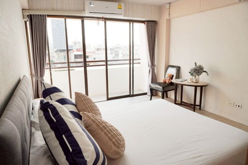  Condo location near BTS Phaya Thai & Airport Link