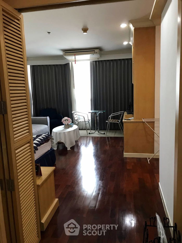 picture 1-BR Condo at President Place near BTS Chit Lom (ID 479732) - 1/13