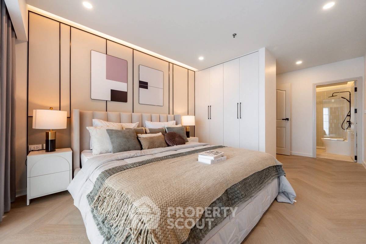 picture 4-BR Condo at The Executive Regent in Chong Nonsi (ID 2209864) - 12/14
