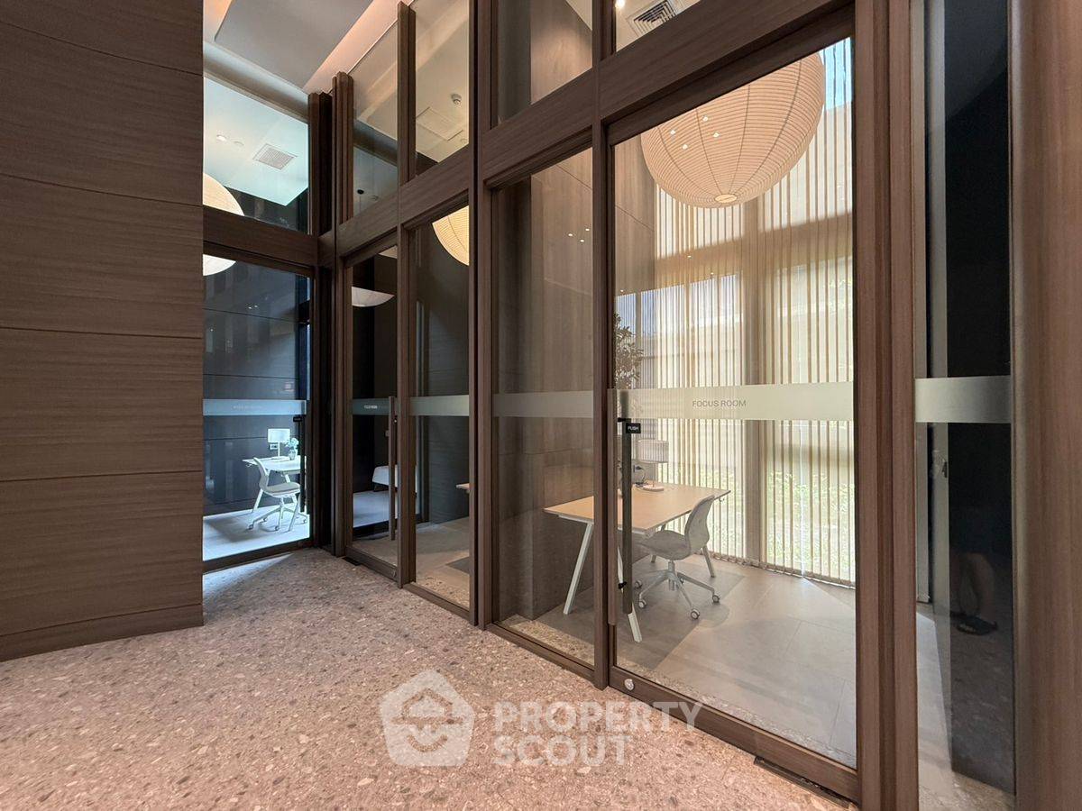 picture Studio Condo at Nue District R9 near MRT Phra Ram 9 (ID 2210867) - 21/42