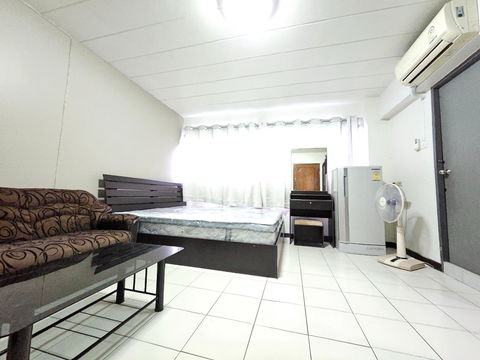 LPN Happyland Condo for rent, near BTS/MRT The Mall Bangkapi, Yellow Line, fully furnished.