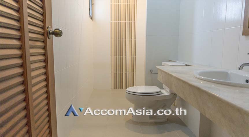 รูป 🔼🔽 AccomA 📩 Pet friendly 4 BR House in  (90237) - รูปที่ 14/17