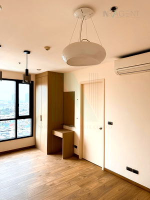 Condos for sale BTS Krung Thon Buri : 🚩 For Sell Condo FUSE SATHORN-TAKSIN Building 1, Floor 15,1 bed room, Room size 28 sqm