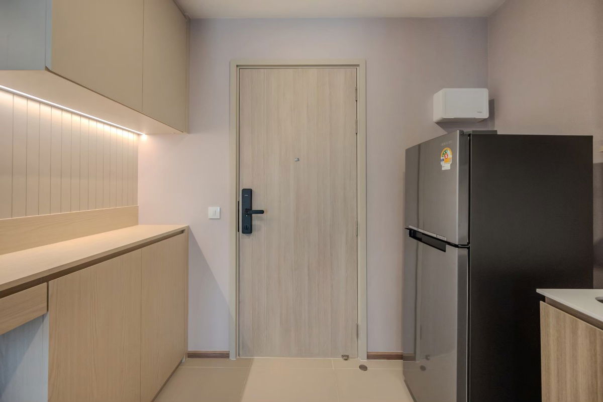 picture Condo for rent Life Rama4-Asoke near MRT Queen Sirikit National Convention Center 21,000 baht Property code: RS878 - 8/21