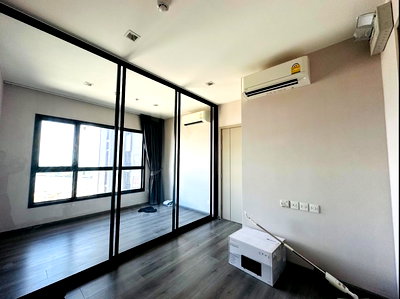 ขายคอนโด :  (A0006) Sale at Loss The Politan Rive