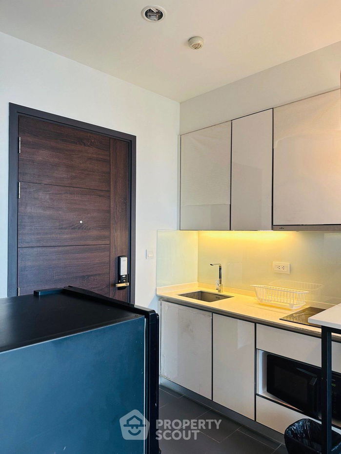 picture 1-BR Condo at C Ekkamai near ARL Ramkhamhaeng (ID 2209711) - 4/9