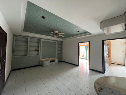 ✨[For Sale] ขายคอนโด 2 ห้องนอน ถูกสุดในโครงการ คันทรี คอมเพล็กซ์ บางนา (Country Complex Bangna) ✨ ที่จอดรถ 2 คัน ใกล้ BTS บางนา 
