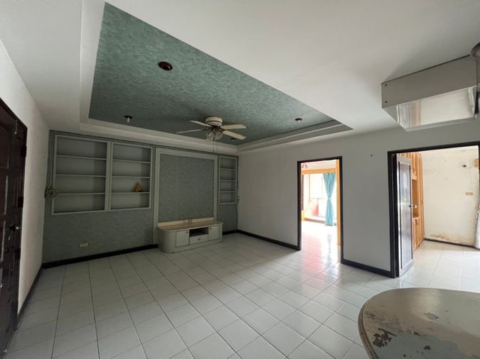 ✨[For Sale] ขายคอนโด 2 ห้องนอน ถูกสุดในโครงการ คันทรี คอมเพล็กซ์ บางนา (Country Complex Bangna) ✨ ที่จอดรถ 2 คัน ใกล้ BTS บางนา 