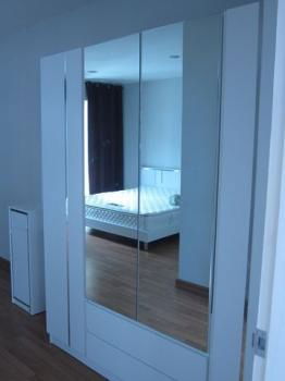 รูป ให้เช่า Townhome พร้อมเฟอร์นิเจอร์ ในหมู่บ้านกลางเมืองพระราม 3-สุขสวัสดิ์ โครงการอยู่ติดถนนใหญ่/Home Pro ตรงข้าม Big C สุขสวัสดิ์ - รูปที่ 2/5