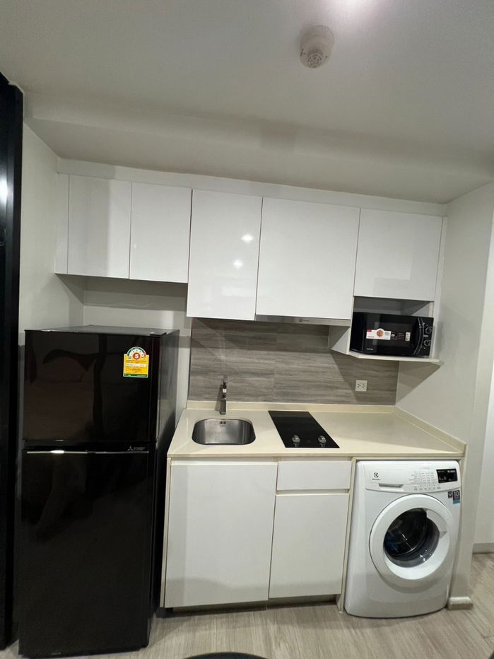 picture R5277 For rent Maestro 02 Ruamrudee Ploenchit  1bed 1bath 23k - 7/10