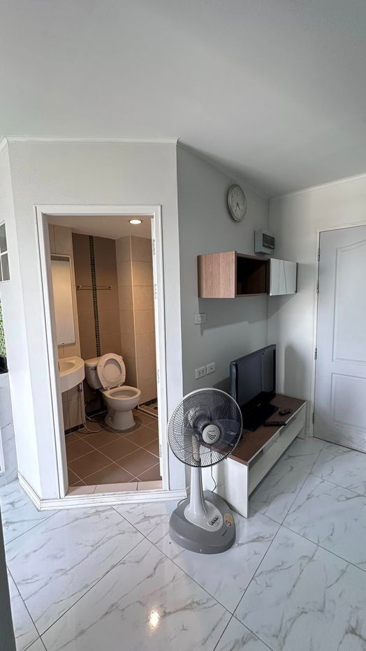 รูป 🏠RB19231 ให้เช่าถูกมาก📢ลุมพินี คอนโดทาวน์ รามอินทรา - นวมินทร์👉🏻แอดไลน์ @062mnigk( มี @ ด้วย) แอดมินตอบไว - รูปที่ 16/26