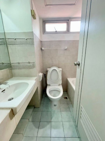 picture 🔥 Sale: Studio One-Zone  Lat Phrao 102 💰 Price 839,000 baht, near 🚇 BTS Lat Phrao Station, furnished + electrical appliances, ready to move in - 5/11
