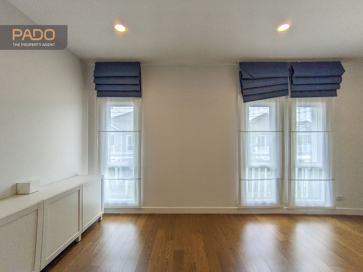 รูป ขายบ้านเดี่ยว หลังมุม สวนสวย บุราสิริ ปัญญาอินทรา - คลองสามวา 12 ล้านบาท 4 นอน 4 น้ำ - รูปที่ 23/28