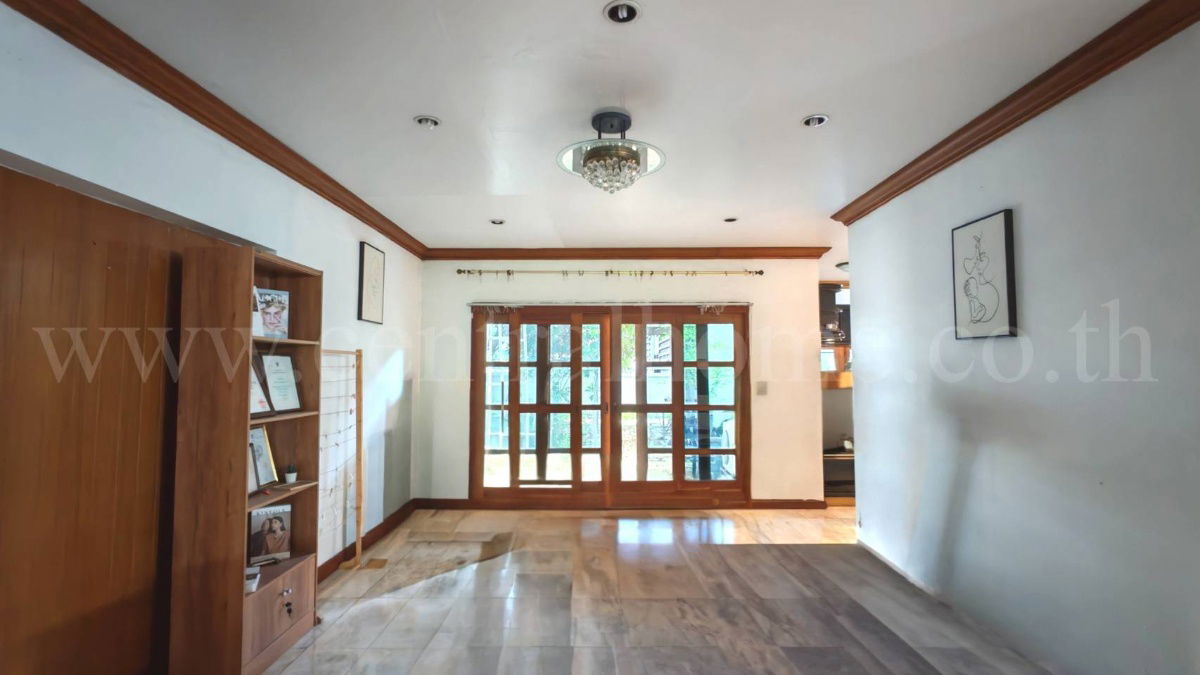 รูป บ้านเดี่ยว ศรีเจริญวิลล่า หลังมุม ติดถนนเทพารักษ์ ใกล้ รพ.สินแพทย์ - รูปที่ 18/19