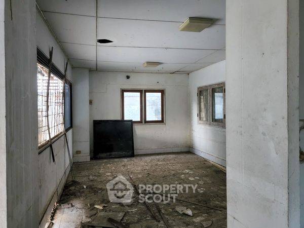 picture 3-BR House in Sala Thammasop (ID 2016493) - 9/15