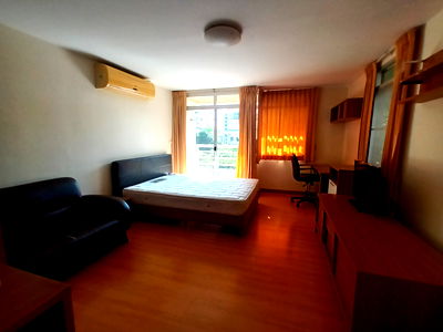 Condos for rent BTS On Nut : Condo for Rent Near BTS Onnnut 400 M.