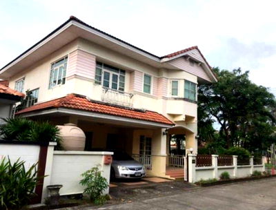 บ้านเดี่ยว ศรีราชา ชลบุรี : ขายเดี่ยวมือสองศรีราชา หมู่บ้านเปรมวรา ราคาดี การเดินทางสะดวก 