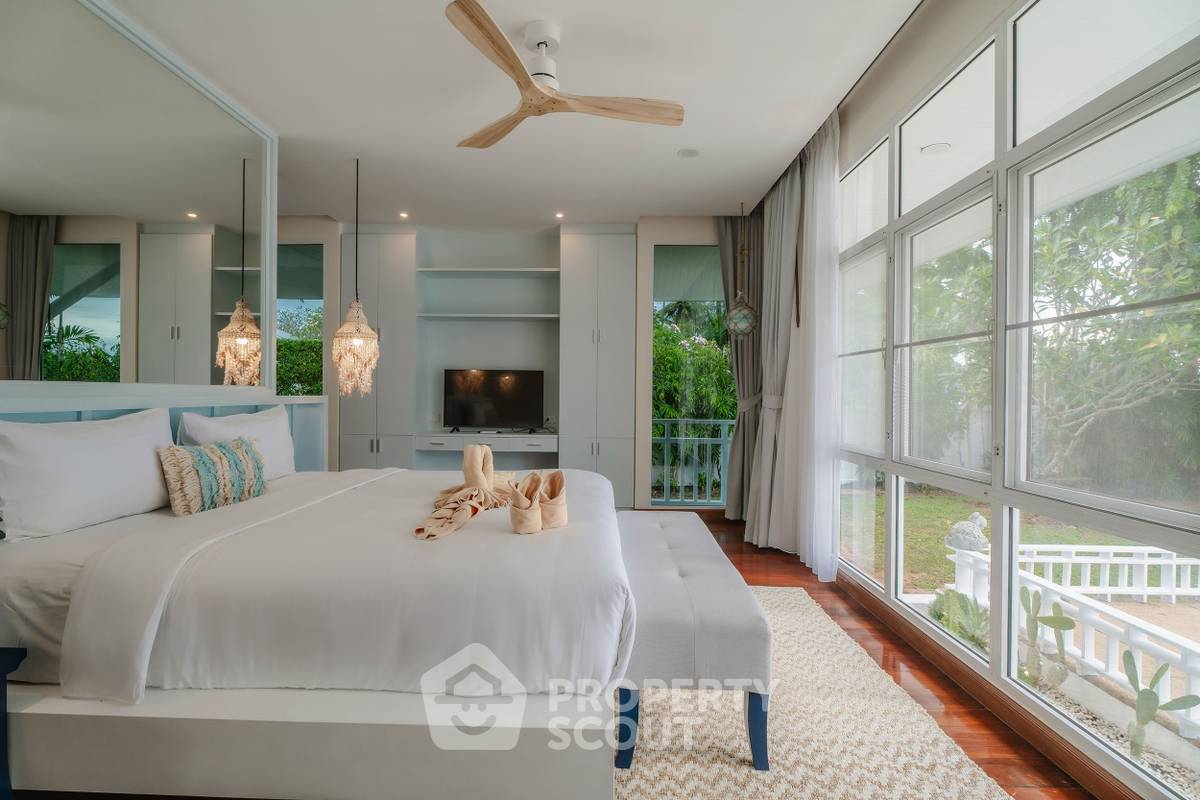 picture 4-BR Villa close to Chalong (ID 2005362) - 30/35