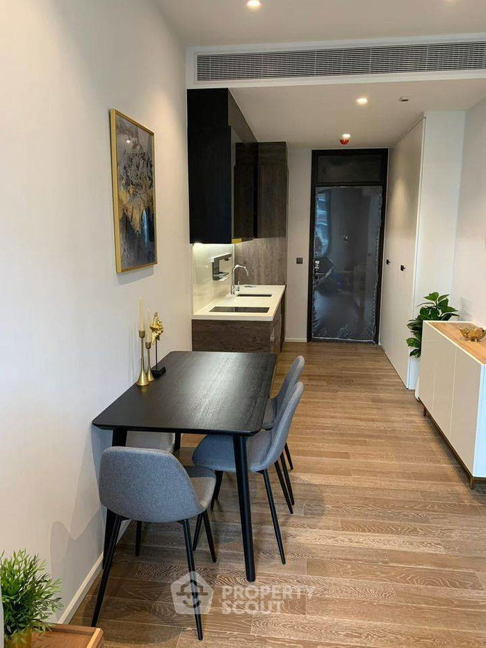 picture 1-BR Condo at Muniq Langsuan near BTS Ratchadamri (ID 1400098) - 2/12