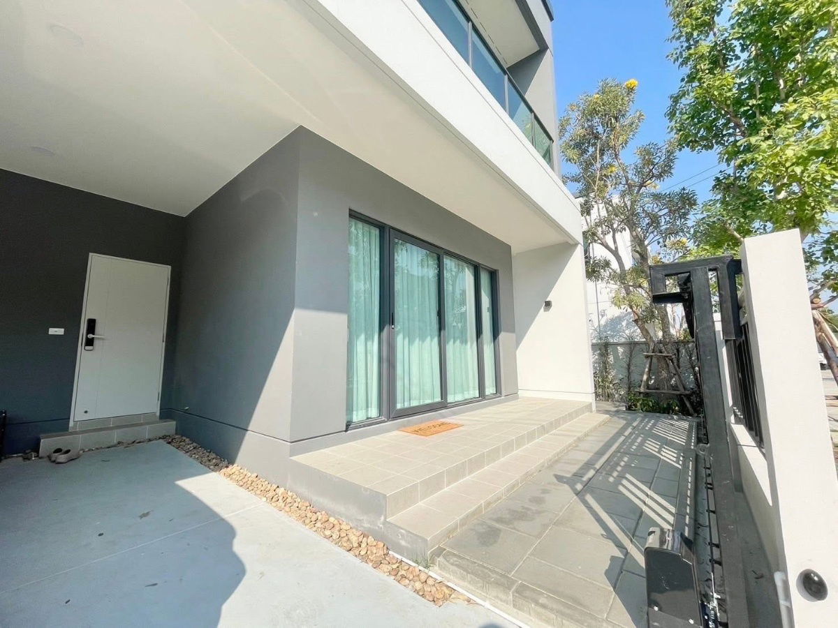 รูป 🔥ให้เช่า✨บ้าน Centro Bangna Phase 1 (4 ห้องนอน 4 ห้องน้ำ) พื้นที่ 55.5 ตรว. 209 ตรม. เช่า 95k/เดือน ▫️Line: @sanhaproperty📲092-6242892 รหัส SHW025 - รูปที่ 19/20