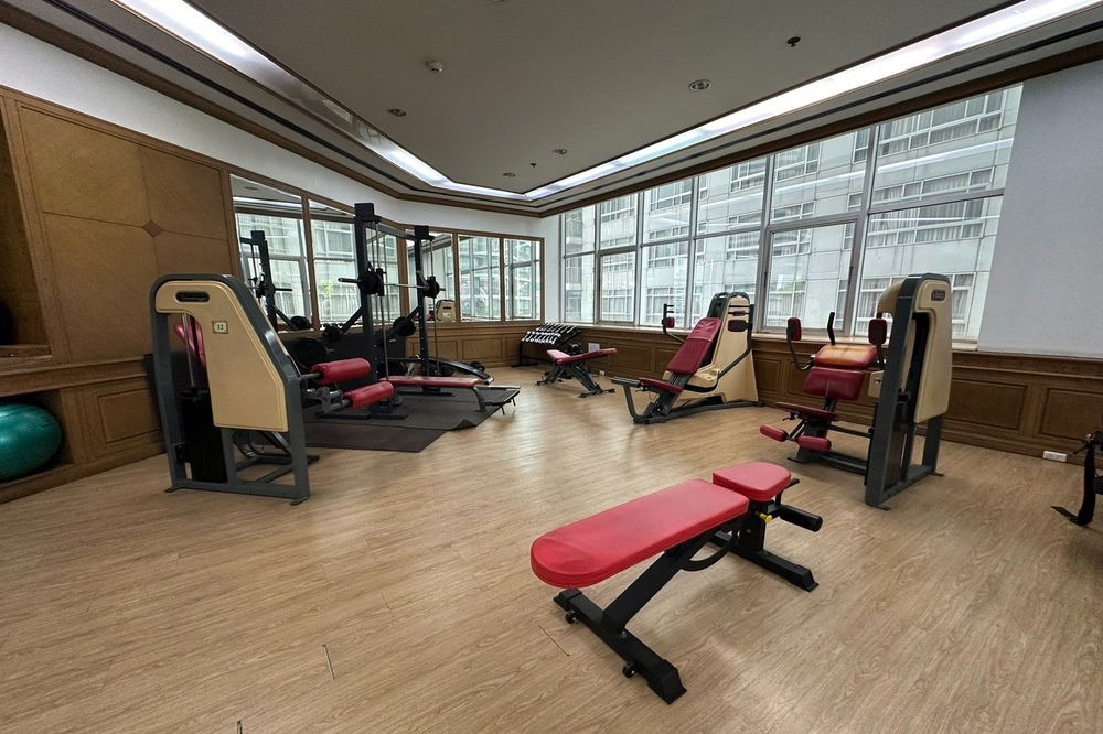 picture 🔥 For Sale  !!🔥 Code C20240900059..........Asoke Place, 1 bedroom, 1 bathroom, high floor, furnished, ready to move in, Special Deal!!📣📣 - 10/11