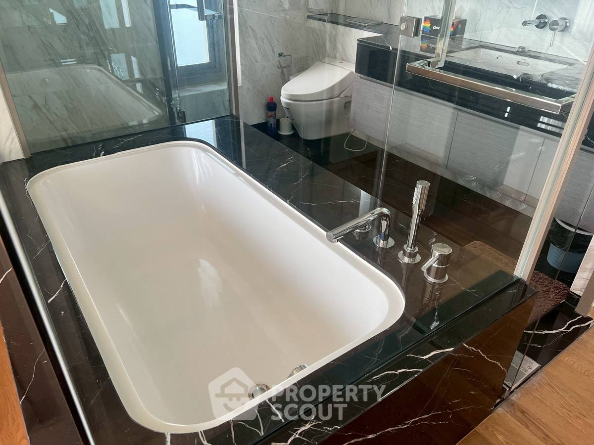 picture 1-BR Condo at Saladaeng One near MRT Si Lom (ID 2185089) - 5/9