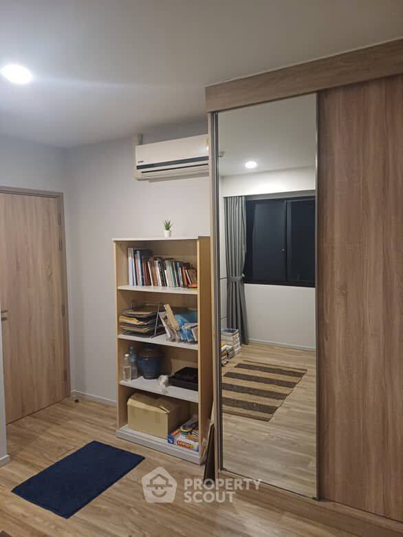 picture 2-BR Condo at Blossom Condo @ Sathorn-Charoenrat near BTS Surasak (ID 2203146) - 4/9