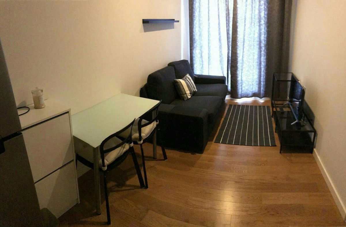 รูป Condo for Rent: Condolette Light Convent (Near BTS Sala Daeng & MRT Silom) - รูปที่ 2/9
