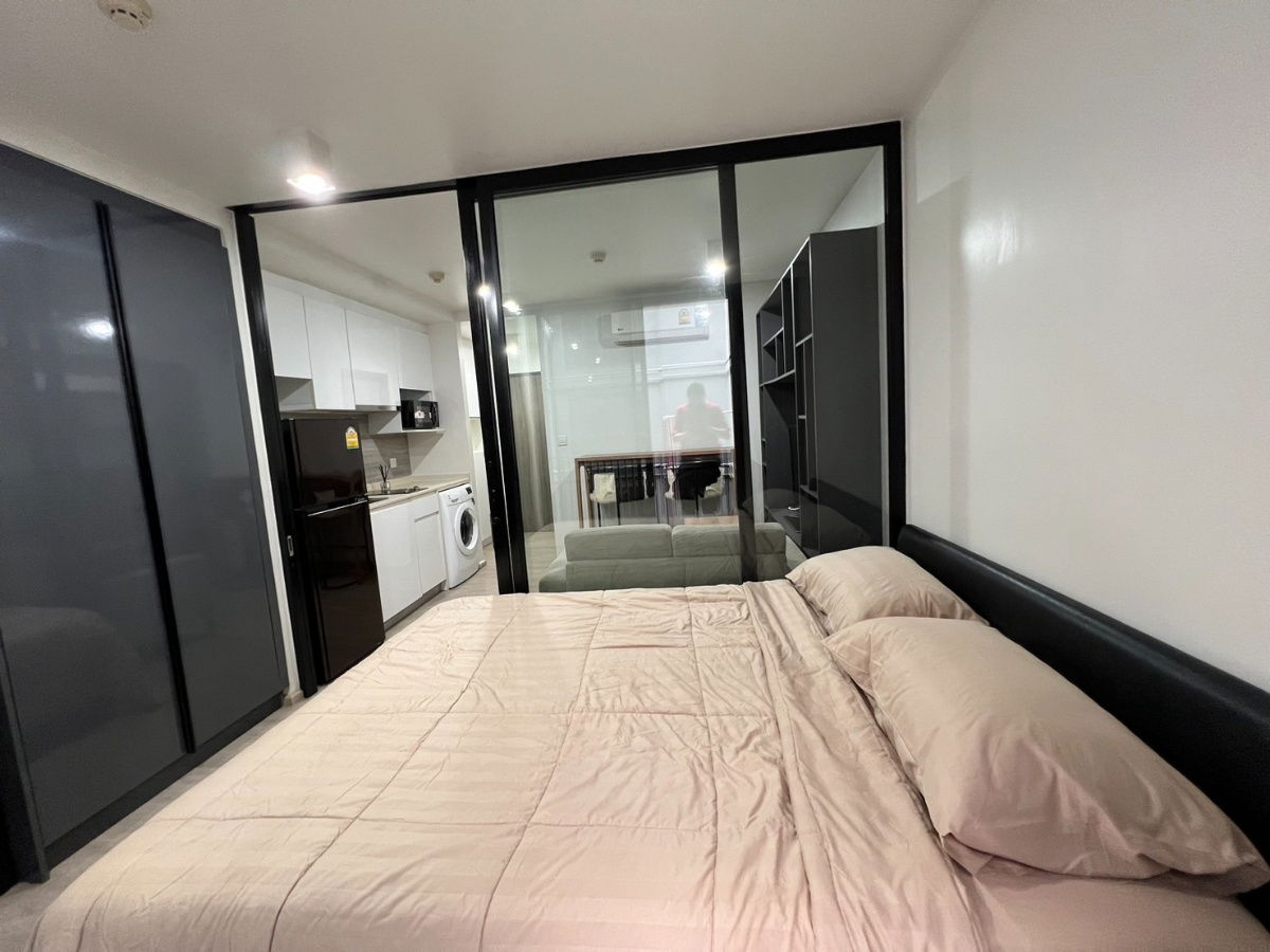 picture R5277 For rent Maestro 02 Ruamrudee Ploenchit  1bed 1bath 23k - 4/10