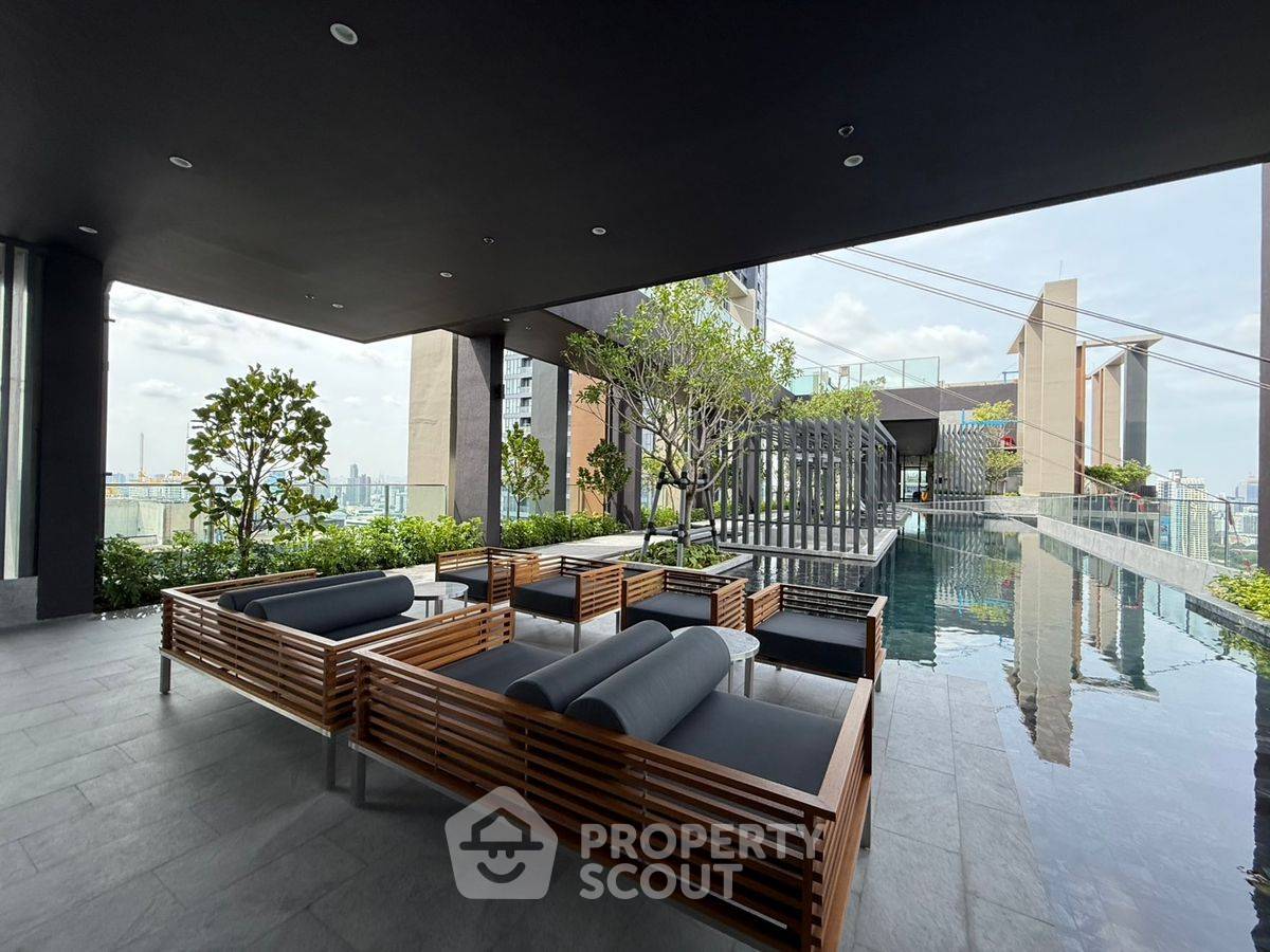 picture Studio Condo at Nue District R9 near MRT Phra Ram 9 (ID 2210867) - 11/42