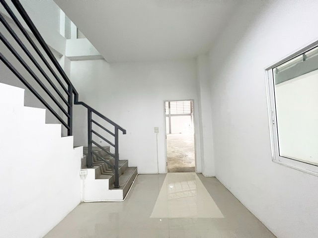 รูป AR023 ให้เช่าโรงงาน-โกดัง พร้อมสำนักงาน 2 ชั้น ขนาดพื้นที่ใช้สอย 400 ตารางเมตร ใกล้บางบอน 5 แครายกระทุ่มแบน สมุทรสาคร - รูปที่ 6/6