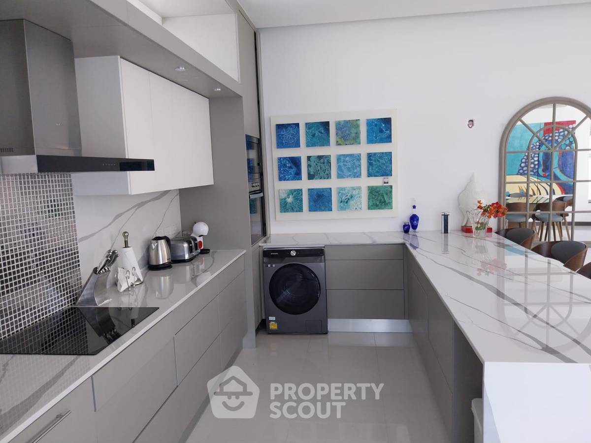 รูป วิลล่า 4-ห้องนอน ใน ราไวย์ (ID 2005680) - รูปที่ 8/16