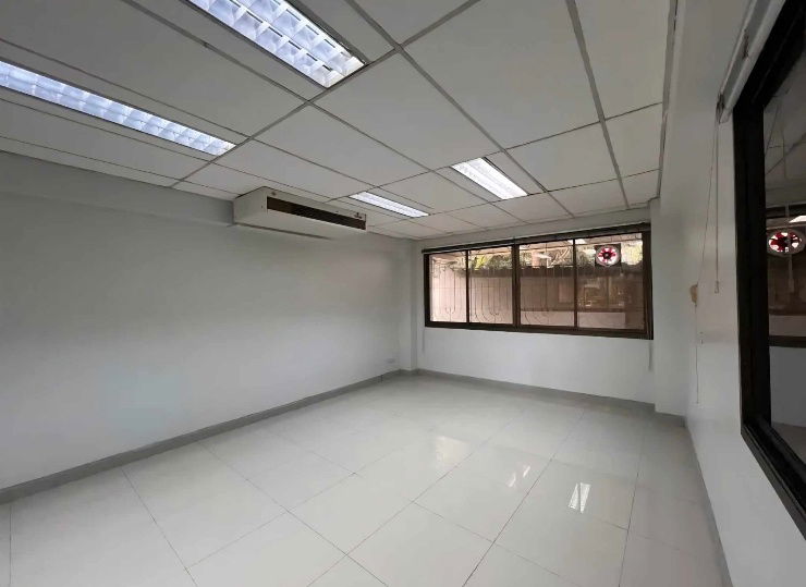 รูป 🏢✨ ให้เช่าสำนักงาน 4 ชั้น ติดถนนบรมราชชนนี 

 - รูปที่ 6/10