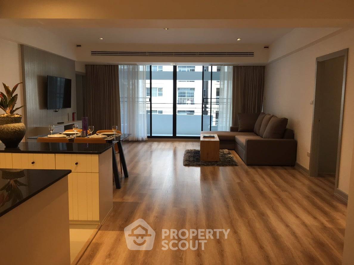 picture 2-BR Condo at Villa Bajaj near MRT Sukhumvit (ID 994108) - 9/11