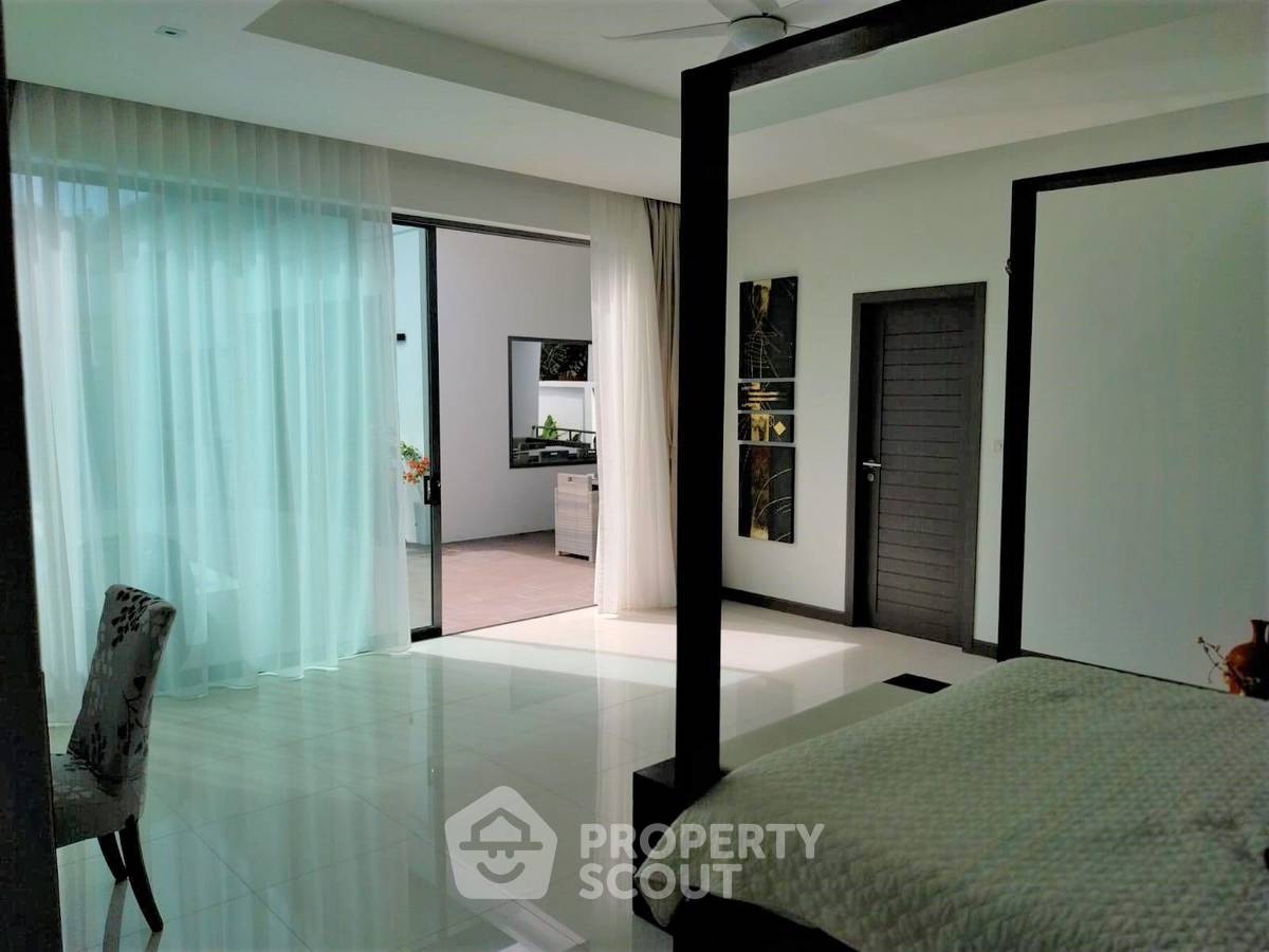 รูป วิลล่า 4-ห้องนอน ใน ราไวย์ (ID 2005680) - รูปที่ 9/16