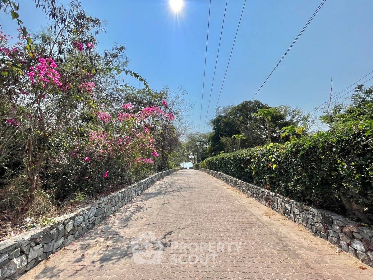 รูป คอนโด 1-ห้องนอน ที่ แกรนด์ วิว คอนโด ใกล้ บ้านอำเภอ (ID 1443971) - รูปที่ 17/17