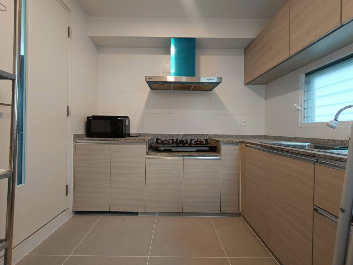 picture Mantana Bangna-Wongwaen | Near Burapha Withi Expressway - 9/16