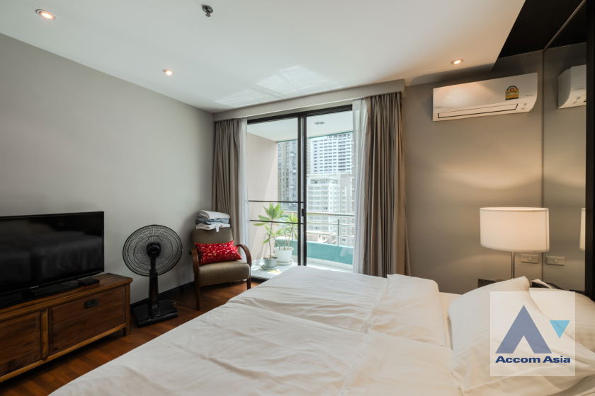 รูป 🔼🔽 AccomA 📩 Modern condo with cozy feel, practical layout in Langsuan at Baan Na Varang (1510405) - รูปที่ 17/20