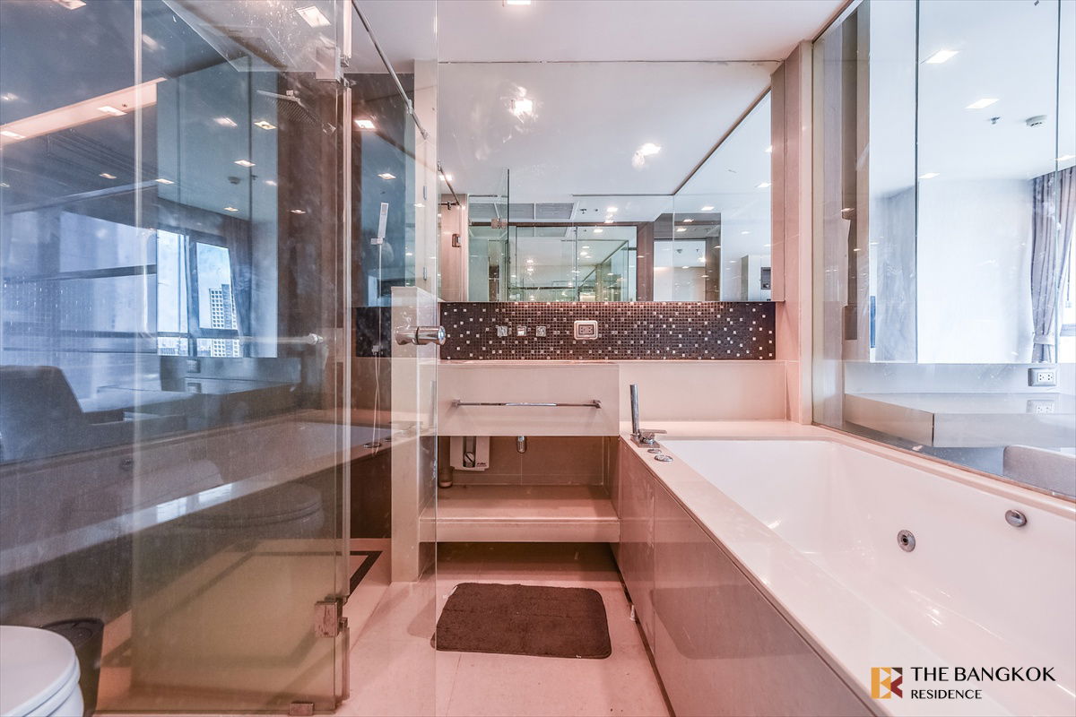 picture The Address Sathorn 12, Special Unit, Great Value 💥 Near BTS Saint Louis - 12/13