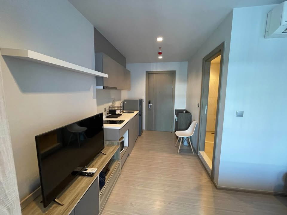 รูป Life Asoke Rama 9 ** 17,000 บ./ด. ** ขนาด 27 ตร.ม. 1ห้องนอน 1ห้องน้ำ  ชั้น42 ตึก B - รูปที่ 7/10