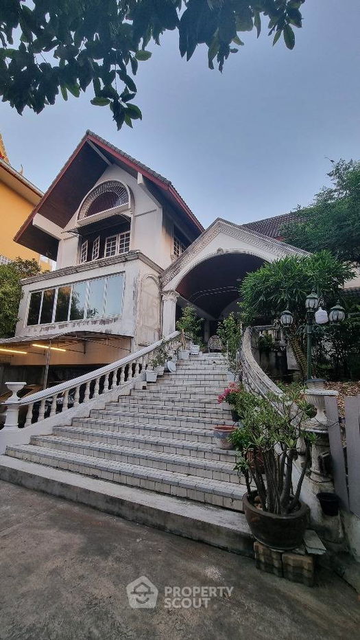 picture 9-BR House near MRT Bang Yi Khan (ID 2027712) - 1/21
