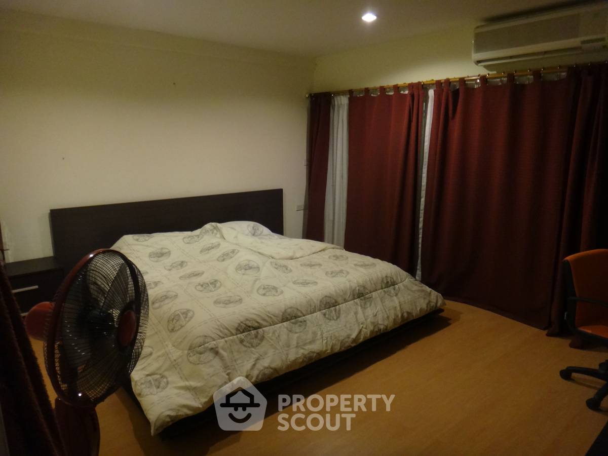 รูป ทาวน์เฮาท์ 3-ห้องนอน ใกล้ BTS พร้อมพงษ์ (ID 2213898) - รูปที่ 1/48