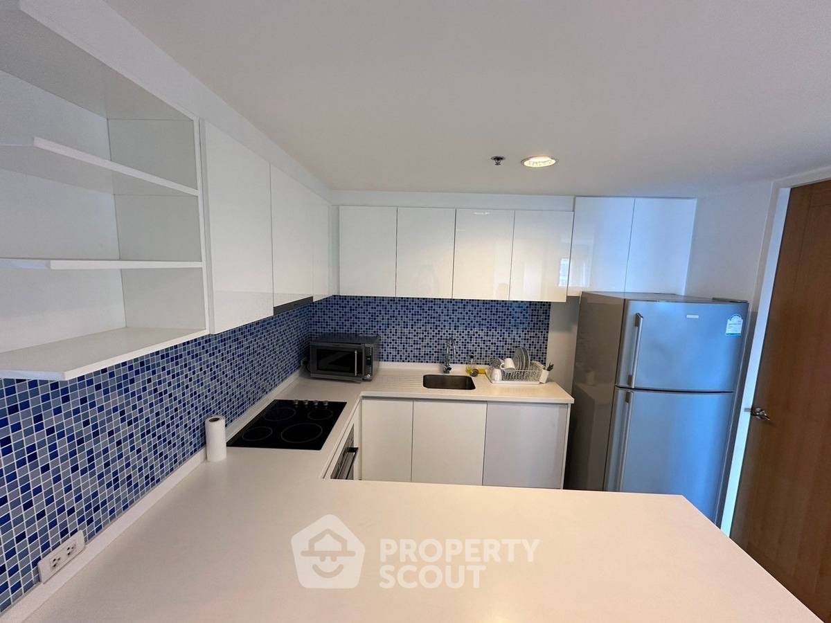 picture 2-BR Condo at The Royal Maneeya Condominium near BTS Chit Lom (ID 1483515) - 11/26
